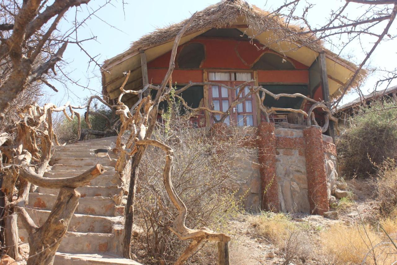 Lion'S Cave Camp, Samburu Vila Archers Post Exterior foto