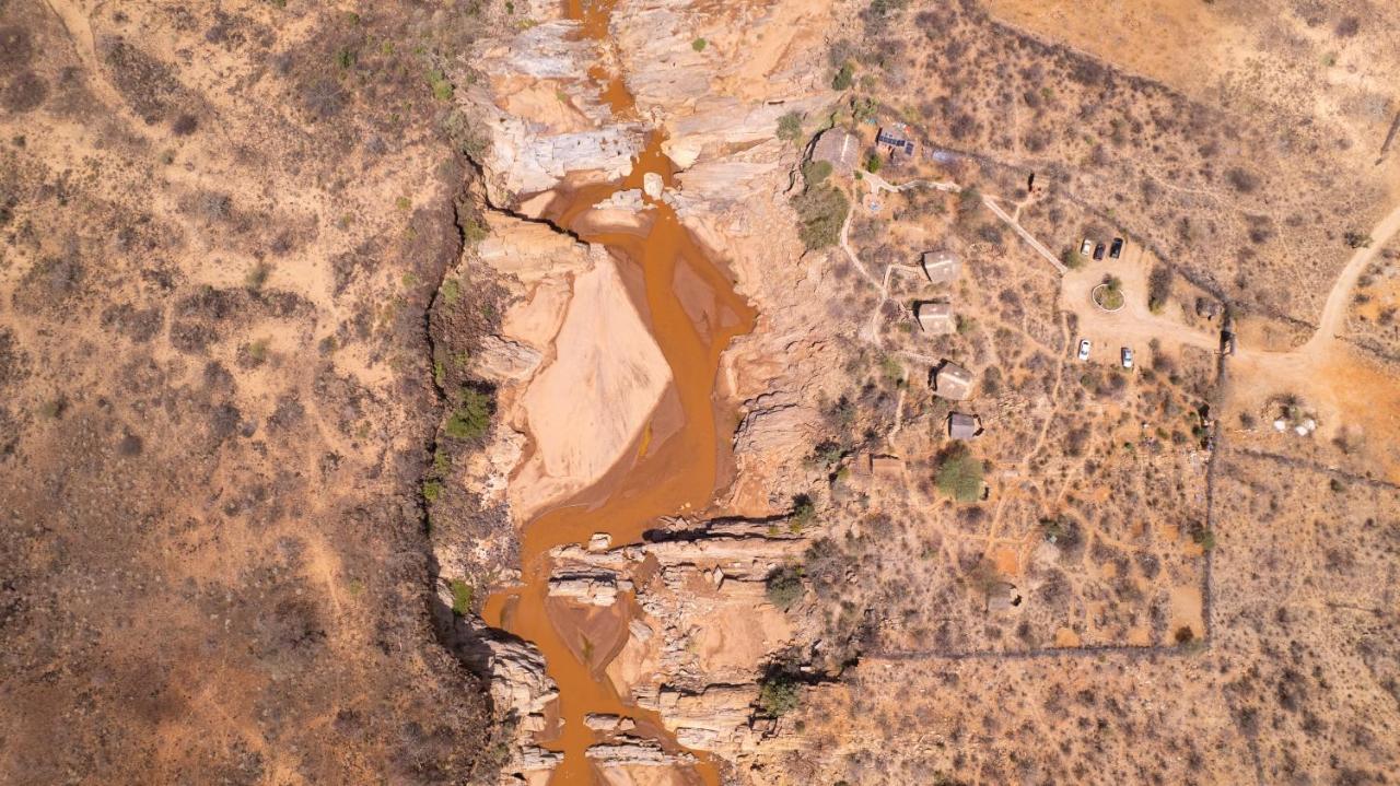 Lion'S Cave Camp, Samburu Vila Archers Post Exterior foto