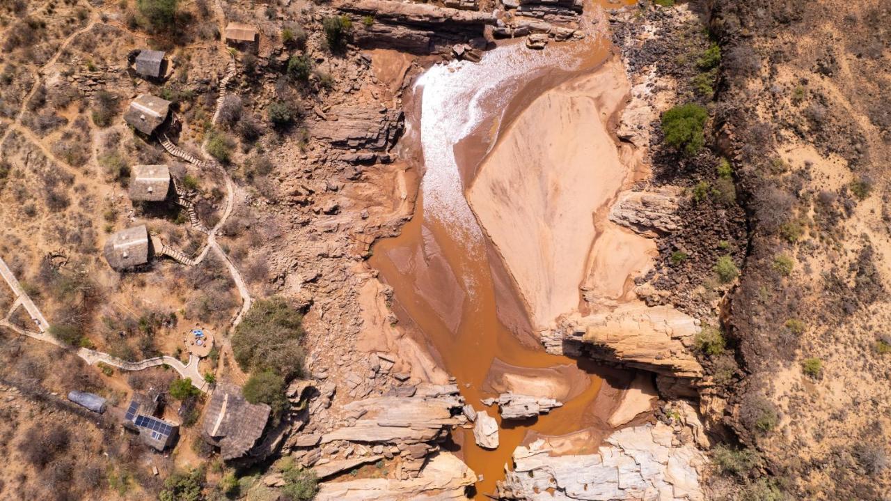 Lion'S Cave Camp, Samburu Vila Archers Post Exterior foto