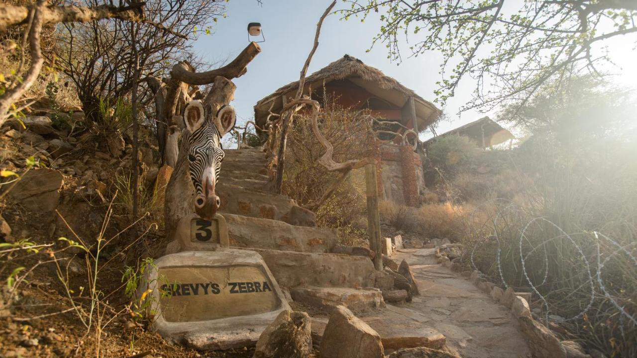 Lion'S Cave Camp, Samburu Vila Archers Post Exterior foto