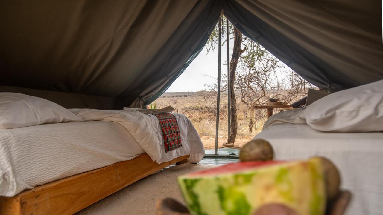 Lion'S Cave Camp, Samburu Vila Archers Post Exterior foto