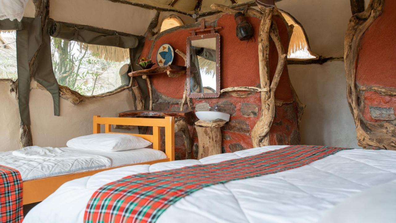 Lion'S Cave Camp, Samburu Vila Archers Post Exterior foto