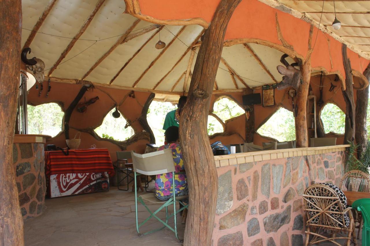 Lion'S Cave Camp, Samburu Vila Archers Post Exterior foto