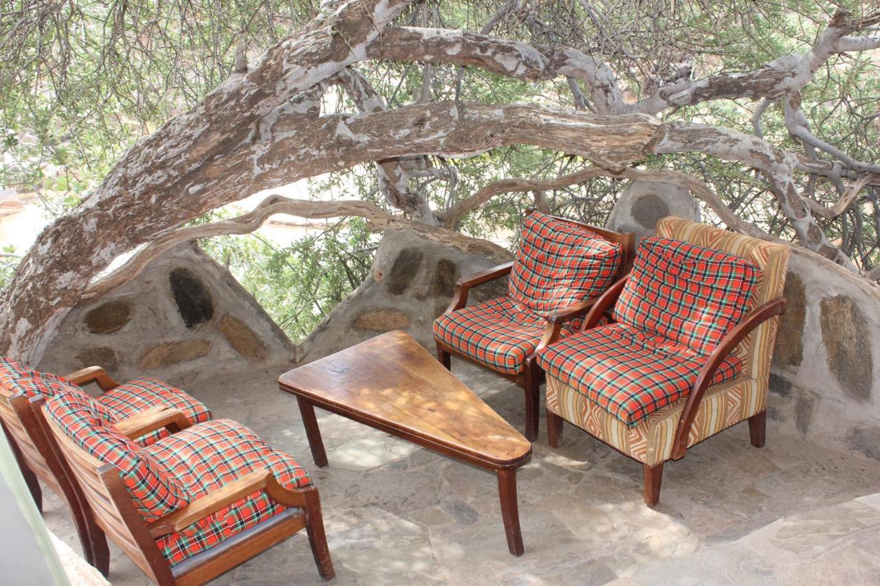 Lion'S Cave Camp, Samburu Vila Archers Post Exterior foto