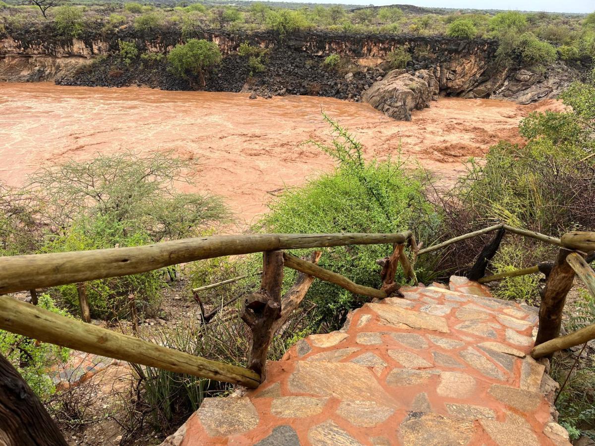 Lion'S Cave Camp, Samburu Vila Archers Post Exterior foto